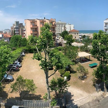 רימיני Hotel Del Vecchio מראה חיצוני תמונה