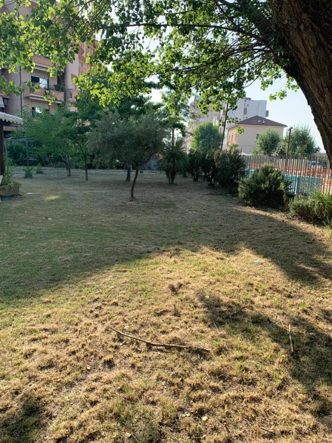 רימיני Hotel Del Vecchio מראה חיצוני תמונה
