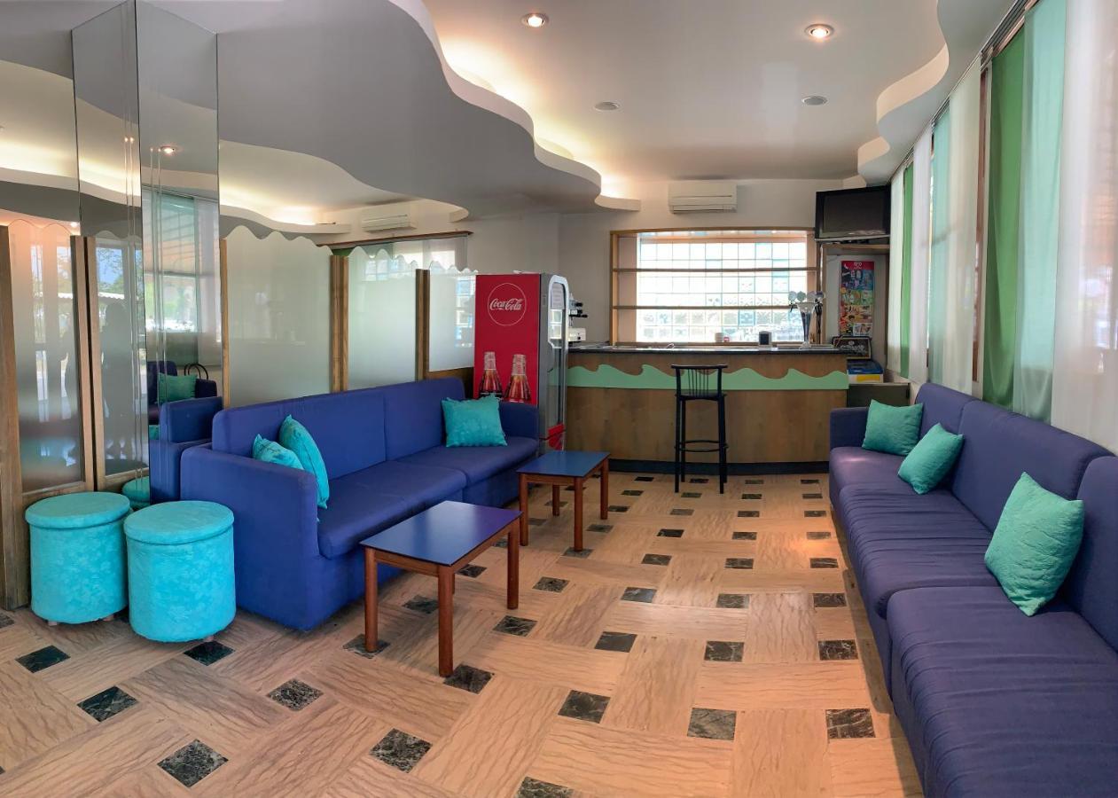 רימיני Hotel Del Vecchio מראה חיצוני תמונה